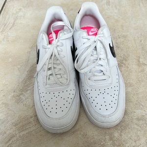 Nike court low size 10